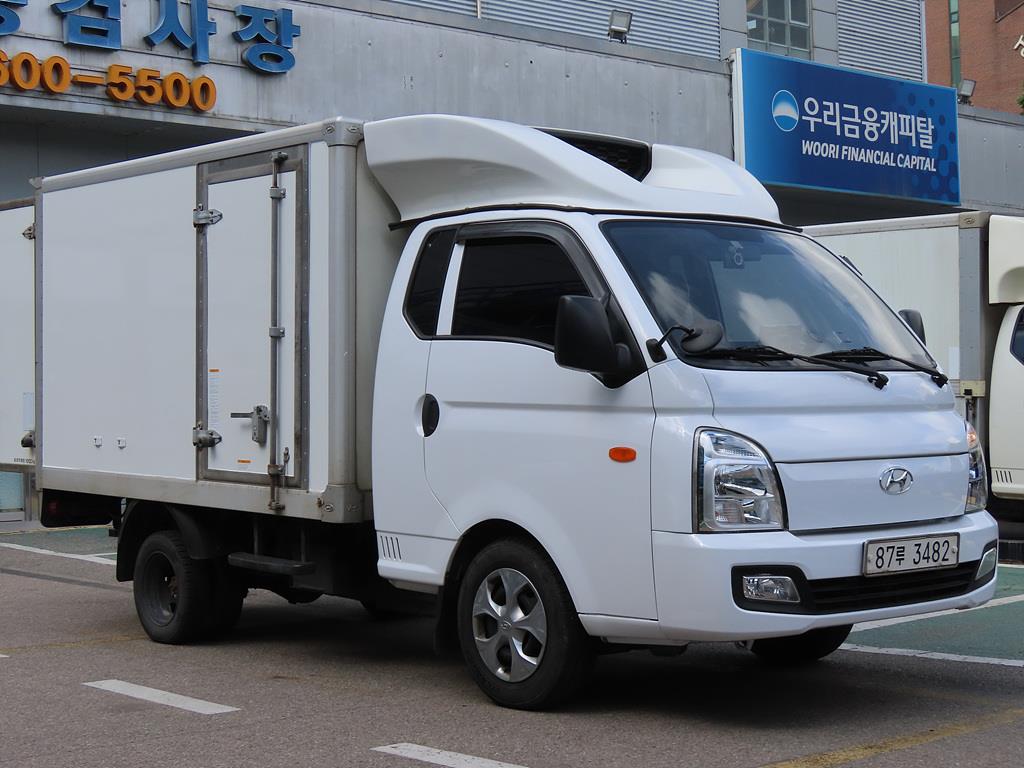 포터2 1톤 냉동탑