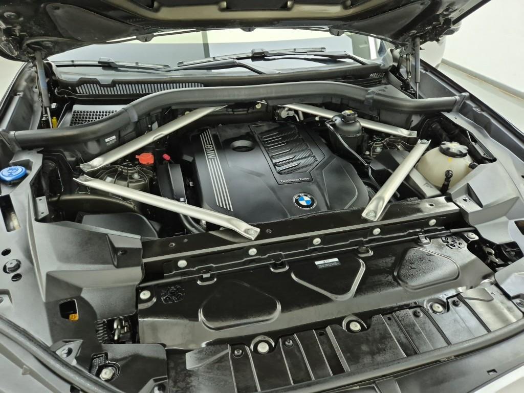 BMW X6 xDrive 40i M Sport 7