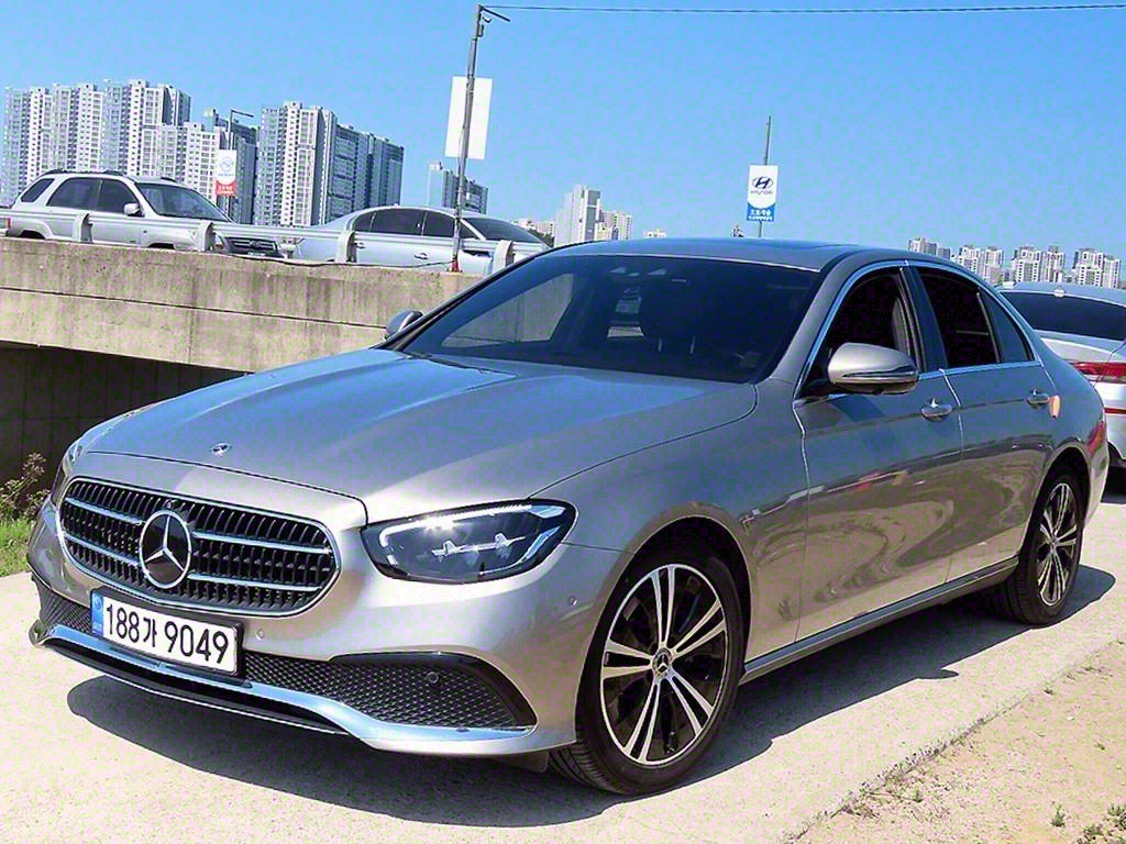 Mercedes-Benz E-Class E250 Avantgarde 3