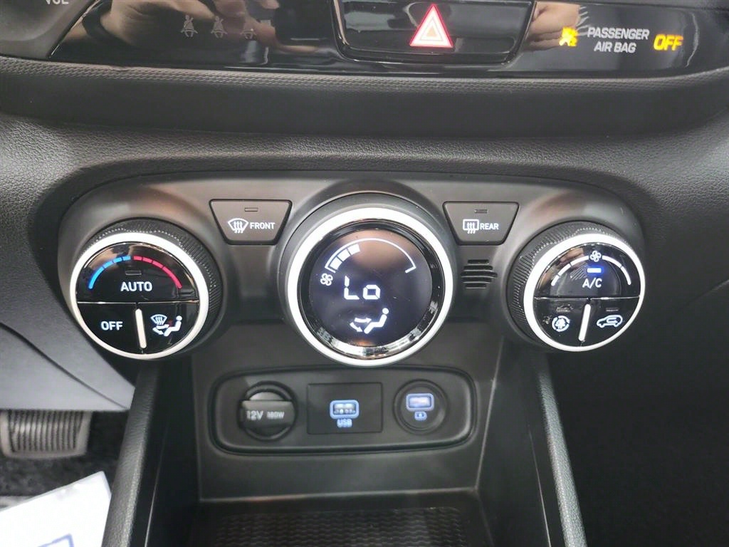 Hyundai Venue 1.6 Flux 10
