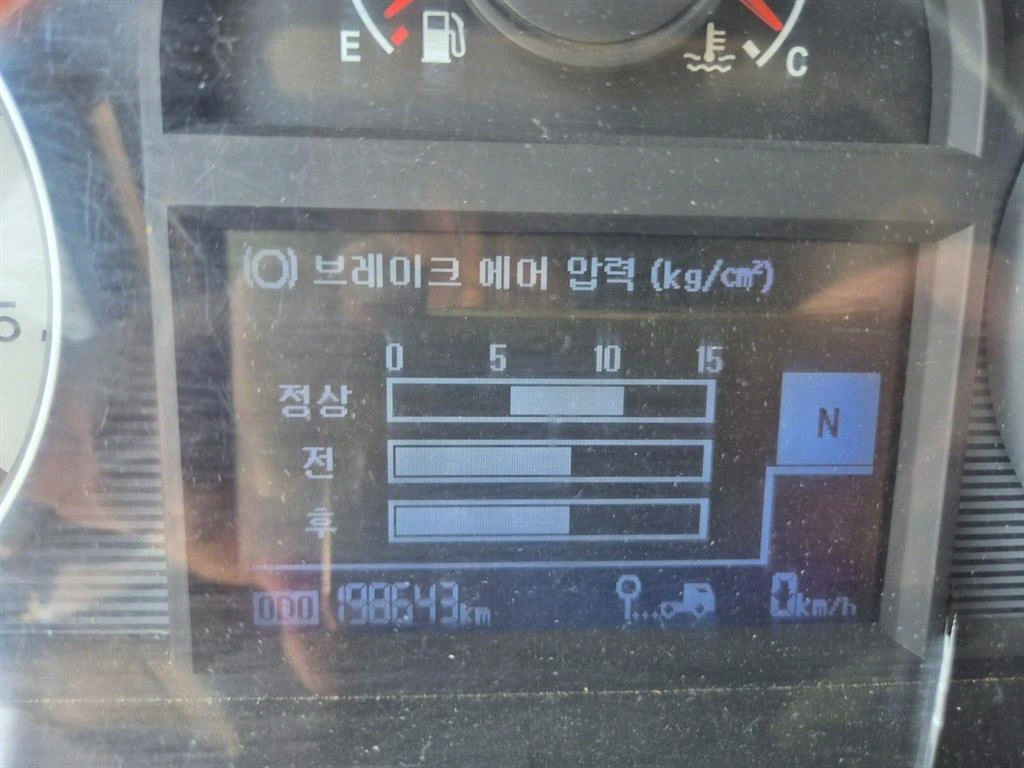 트라고 카고 25톤 오토