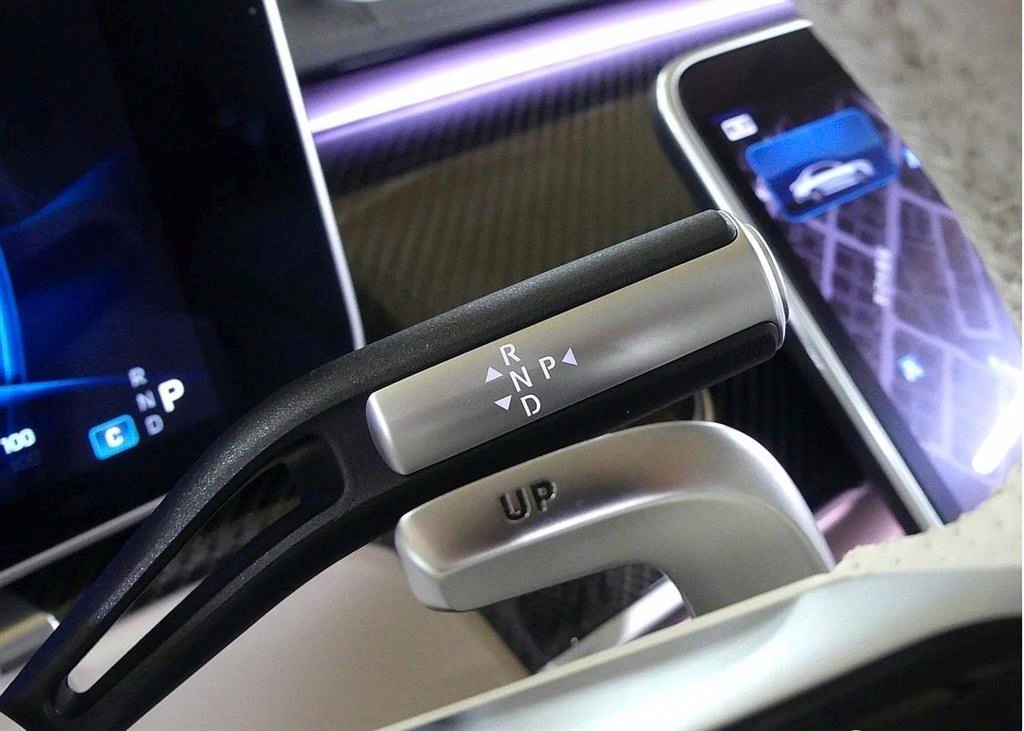 Mercedes-Benz AMG S63 E Performance 4MATIC 8