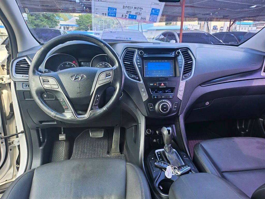 Hyundai Santa Fe Diesel 2.0 2WD Premium 8
