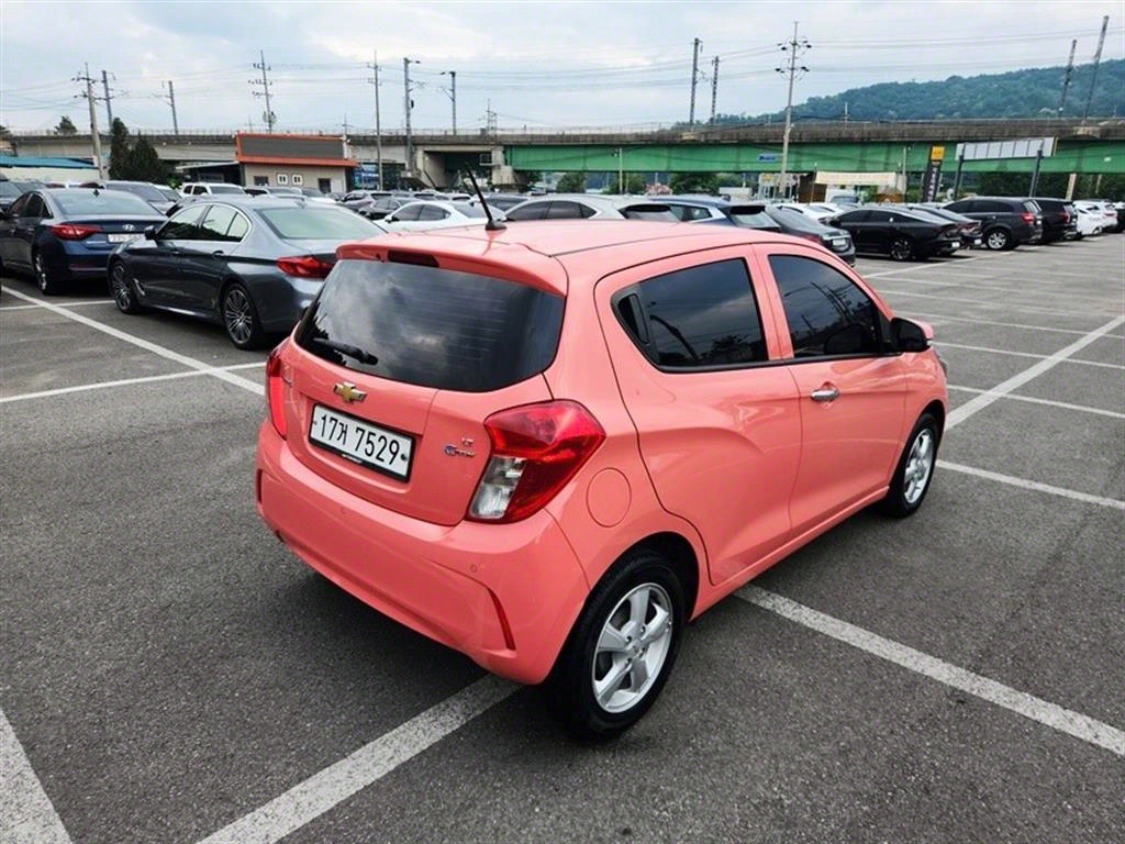 Chevrolet Spark LT Plus 3