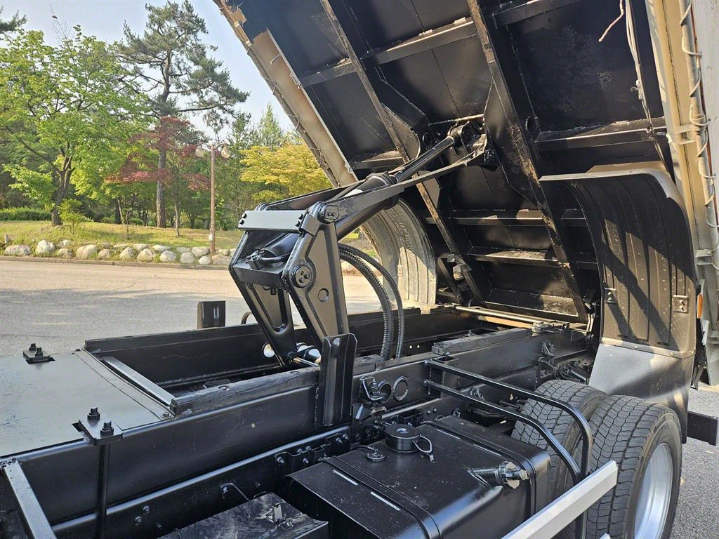현대 메가트럭 화물덤프 5톤