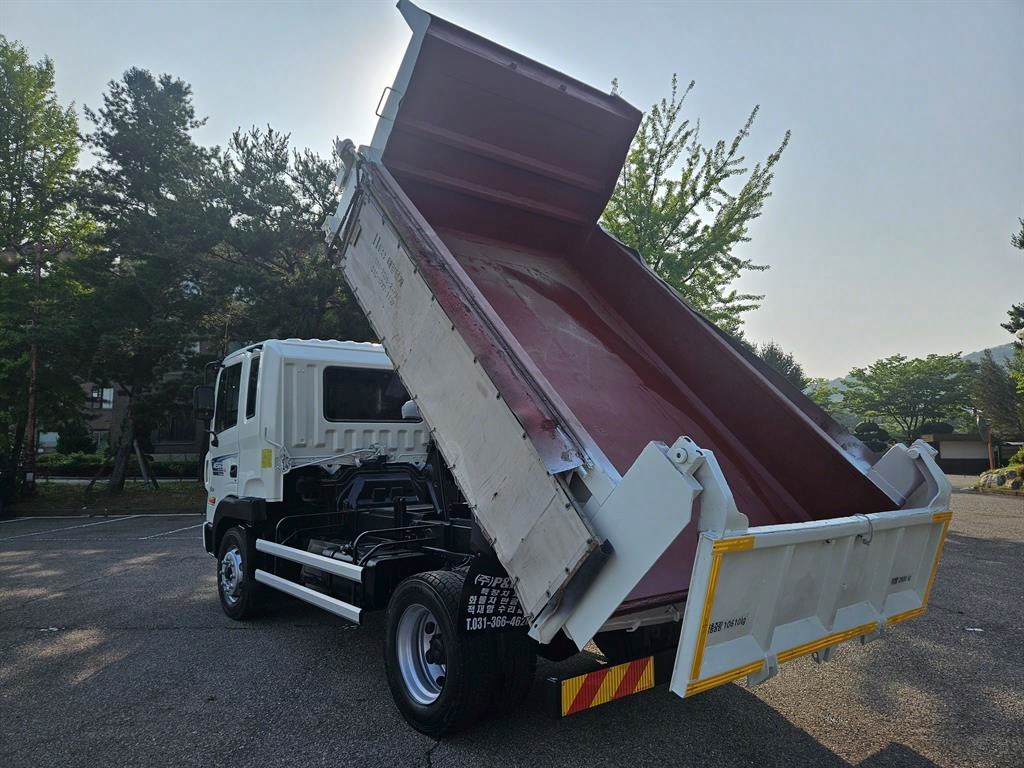 현대 메가트럭 화물덤프 5톤