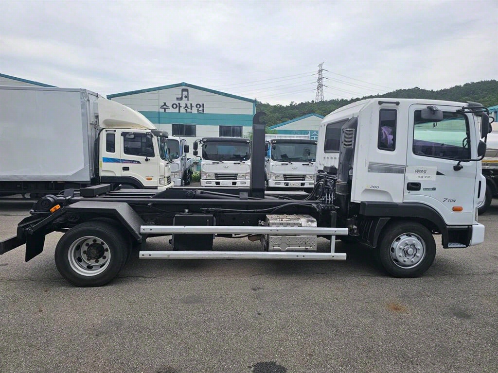 메가트럭 암롤 5톤 수동