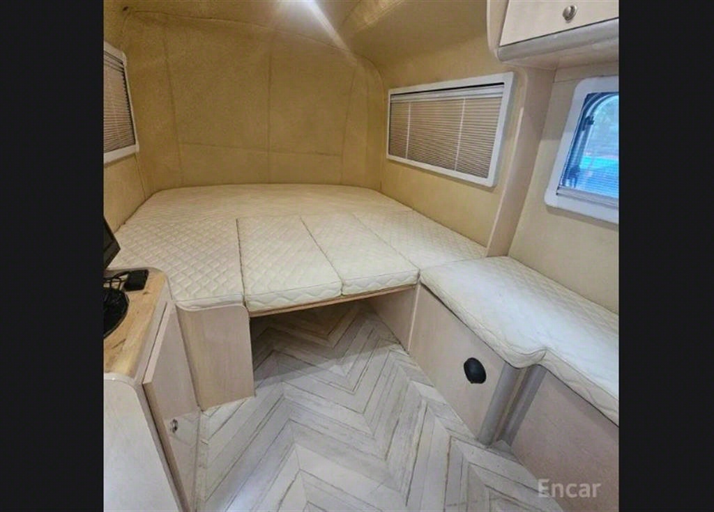캠핑트레일러