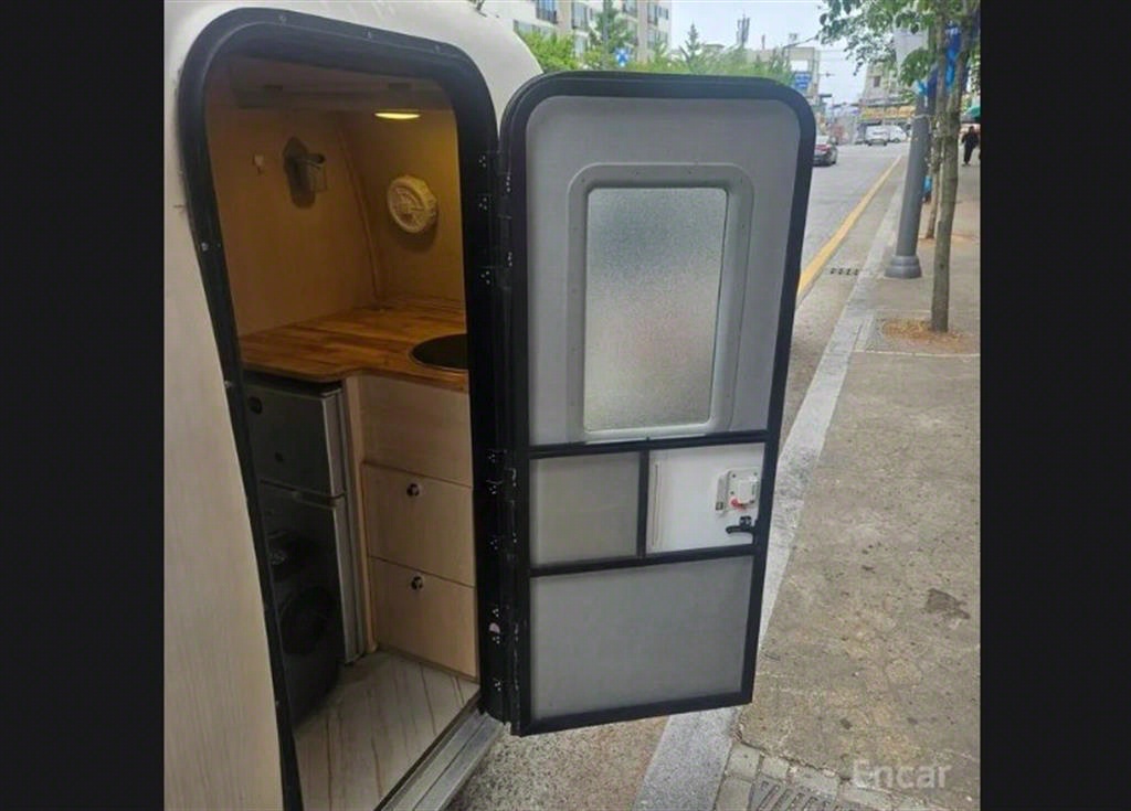캠핑트레일러