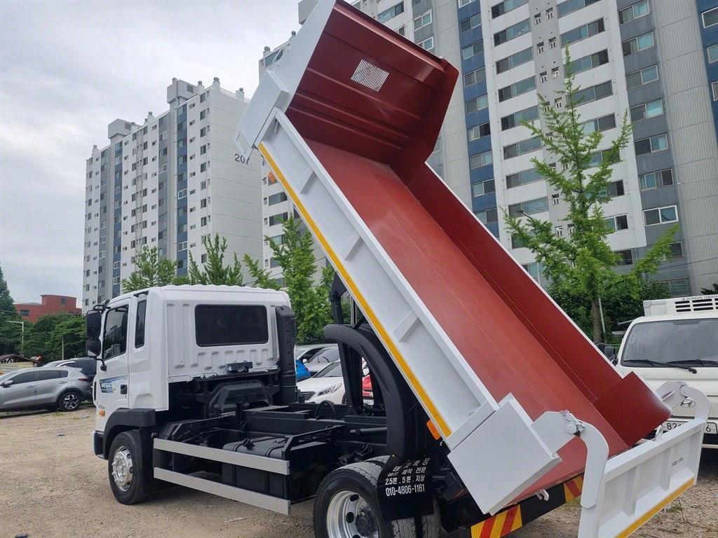 현대 메가트럭 화물덤프 5톤
