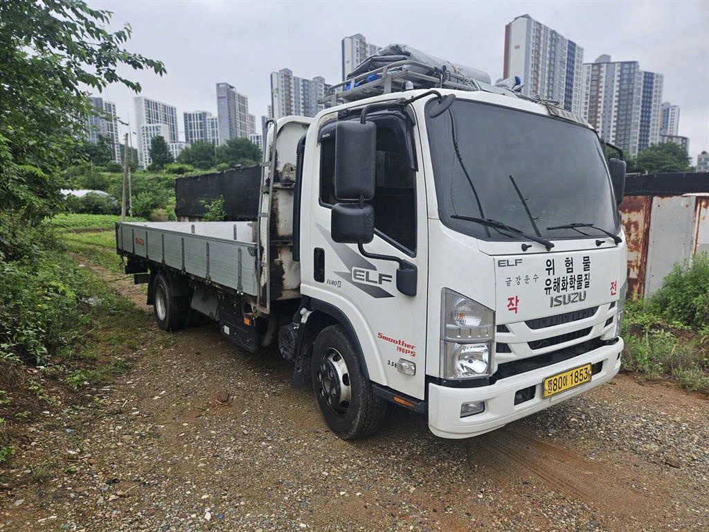 엘프 3.5톤 카고