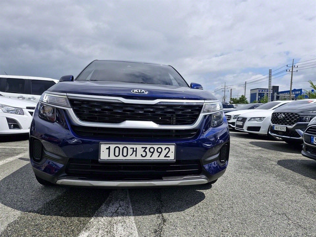 Kia Seltos Gasoline 1.6 Turbo 2WD Prestige 2