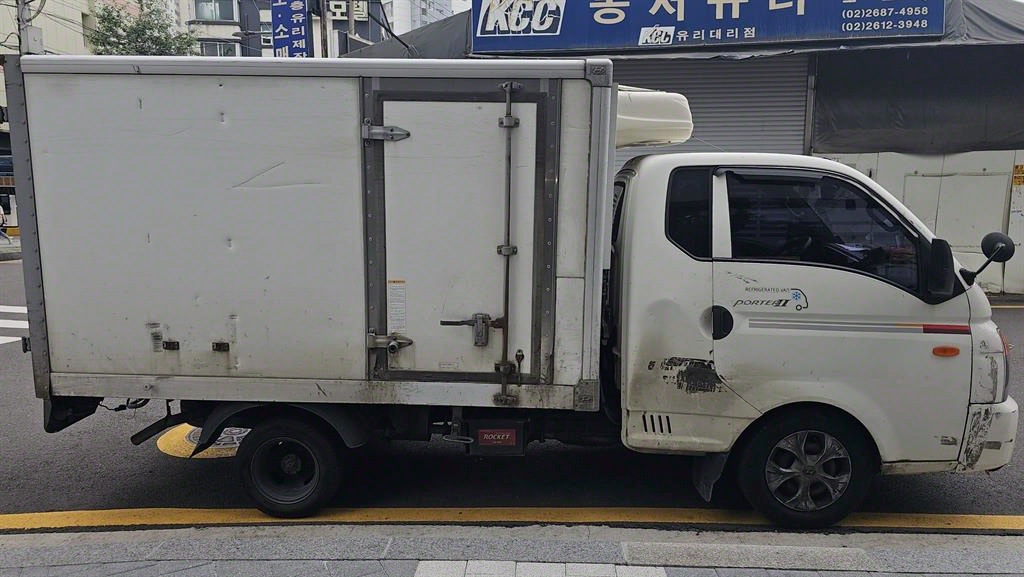 포터2 1톤 냉동탑