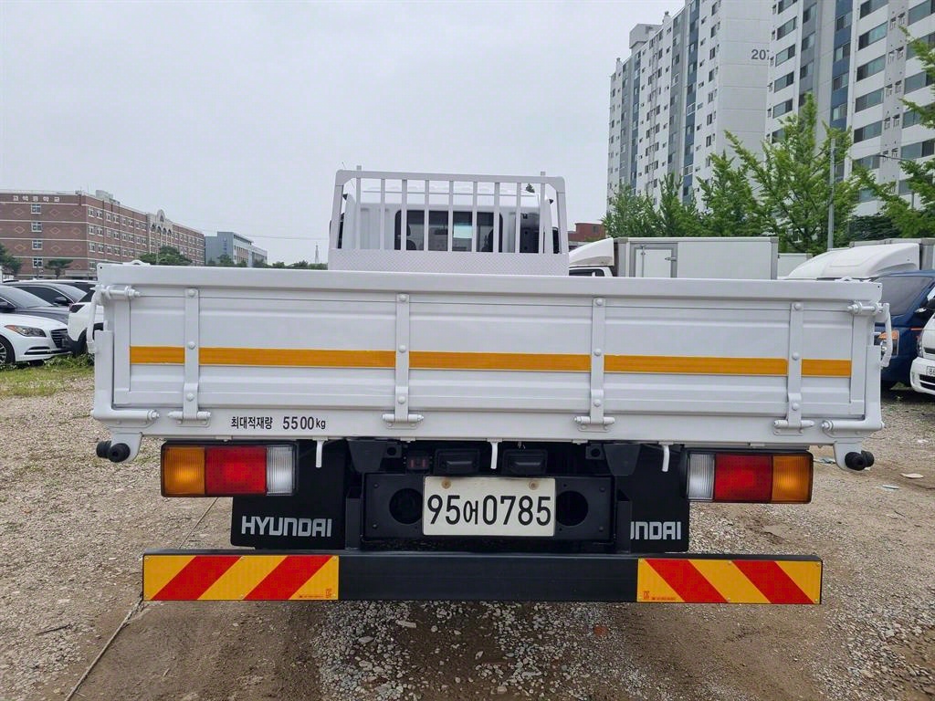 메가트럭 단바리 카고 5톤 수동