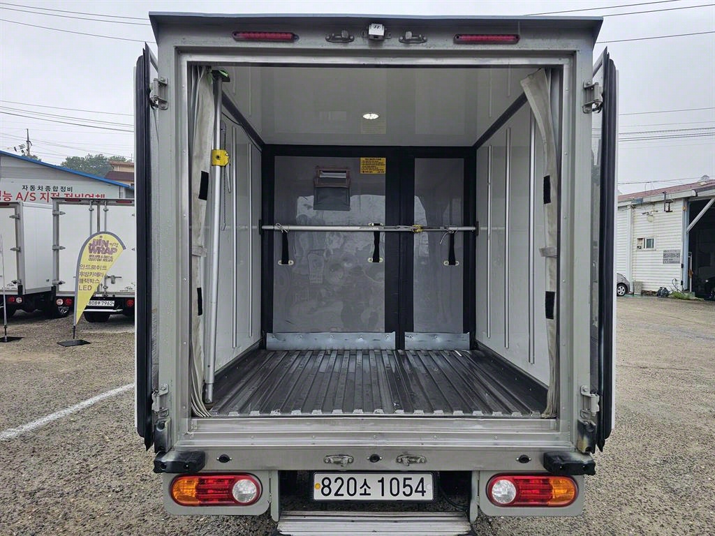 포터2 1톤 냉동탑