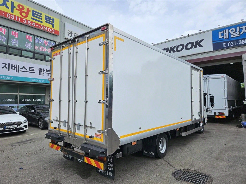 엘프 3.5톤 냉동탑