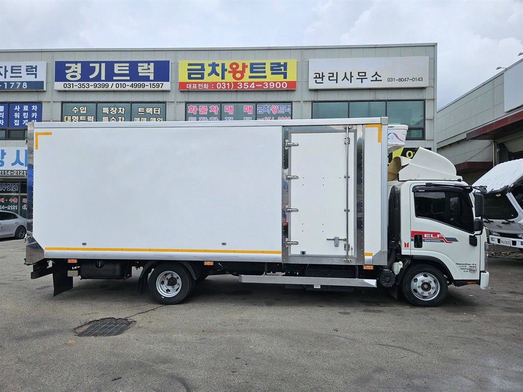 엘프 3.5톤 냉동탑