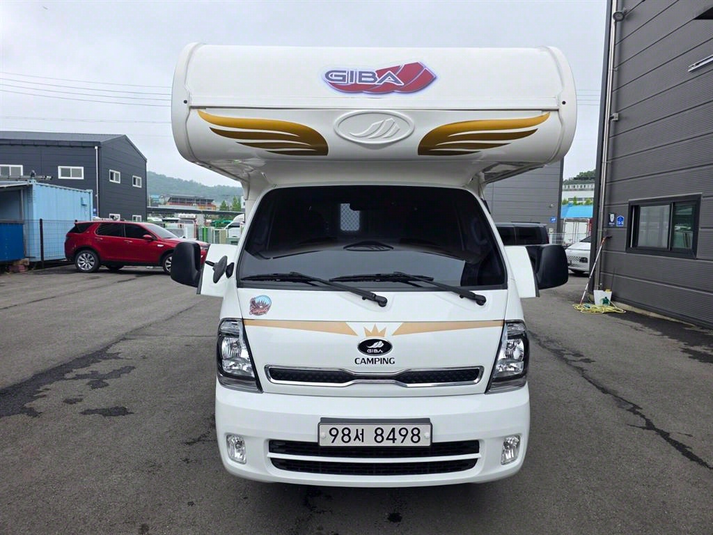 기아 봉고3 캠핑트럭 인산철배터리 255A 130L 255W - 중고 트럭 매물 이미지