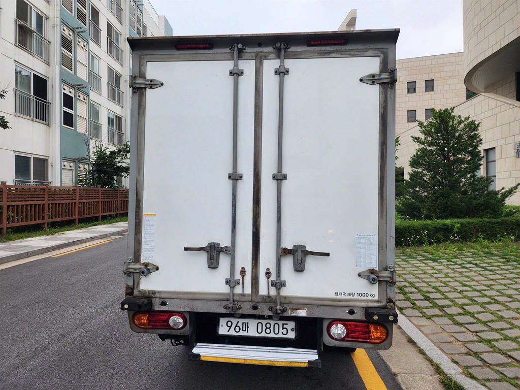 포터2 1톤 냉동탑