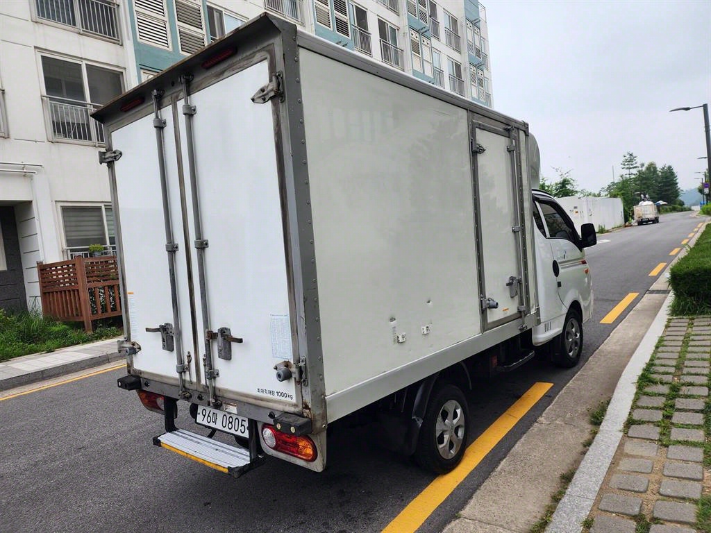 포터2 1톤 냉동탑