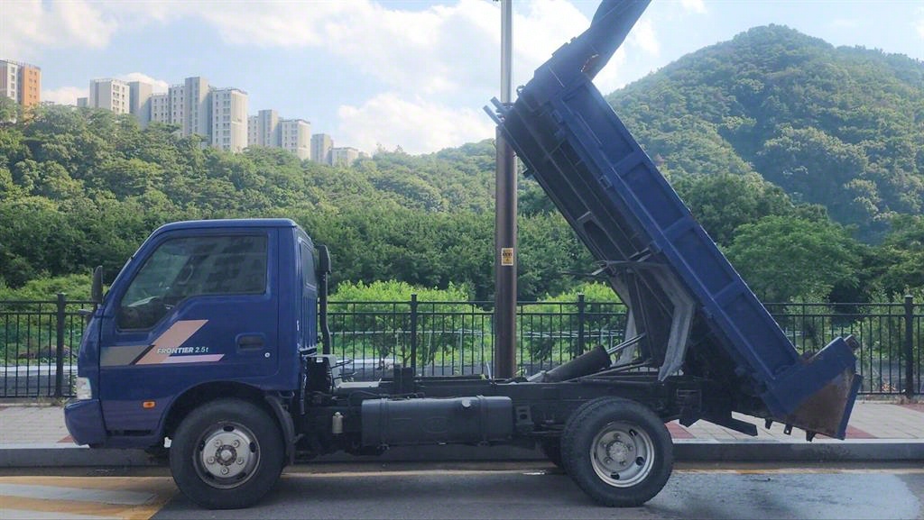 기아 봉고프런티어 화물덤프 2.5톤