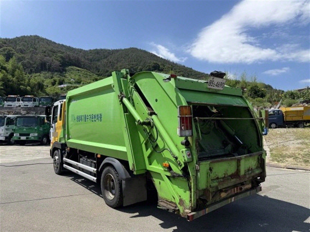 압축진개 메가트럭 5톤