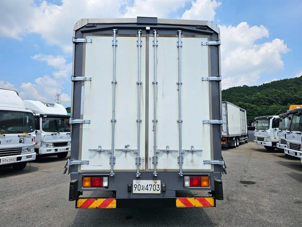 메가트럭 250 단바리 윙바디 5톤 수동