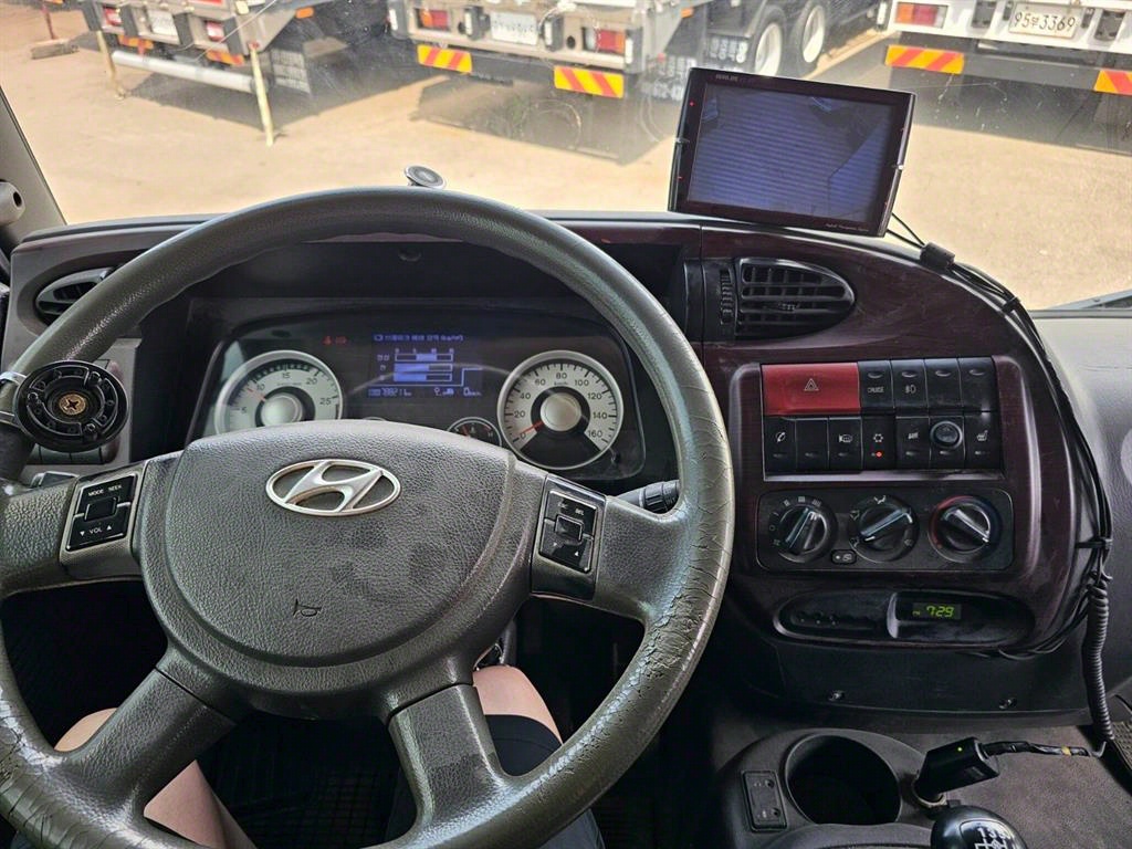 메가트럭 250 단바리 윙바디 5톤 수동