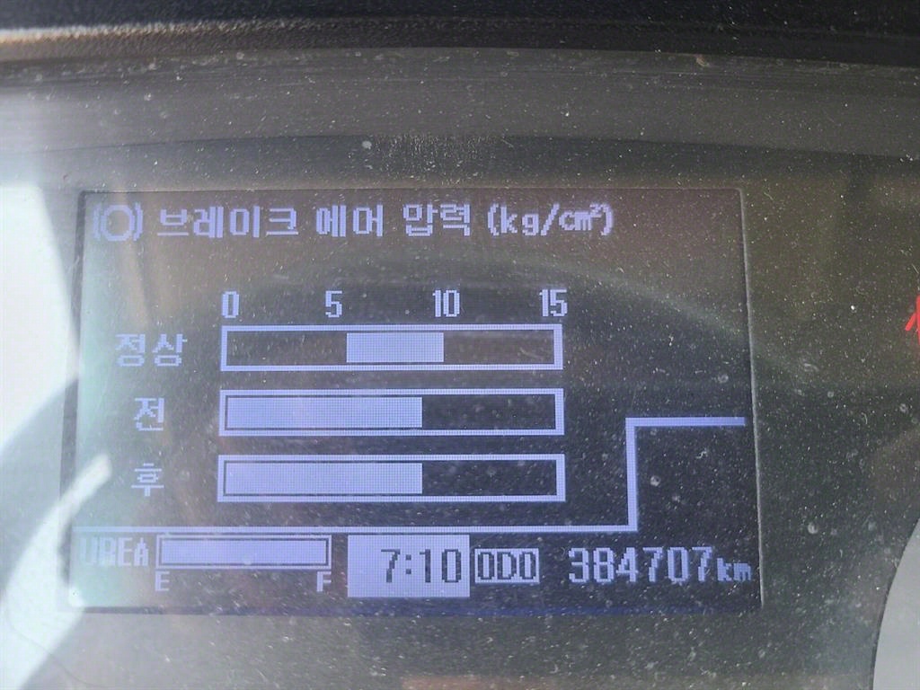 메가트럭 암롤 5톤 수동 단바리
