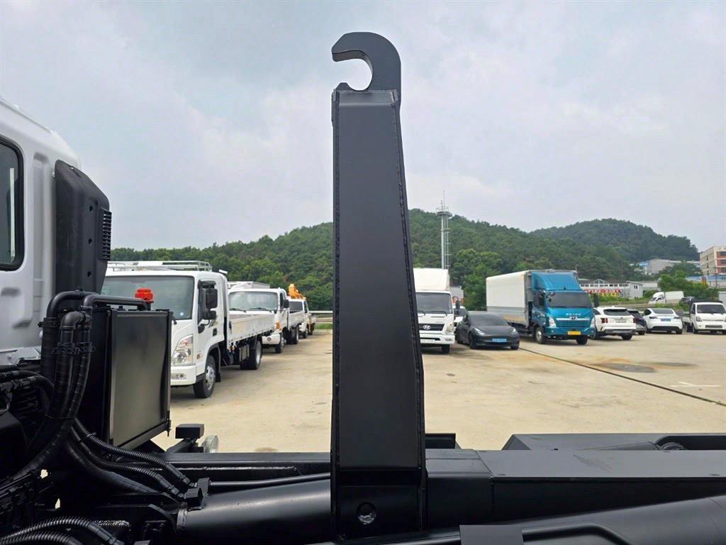 메가트럭 암롤 5톤 수동