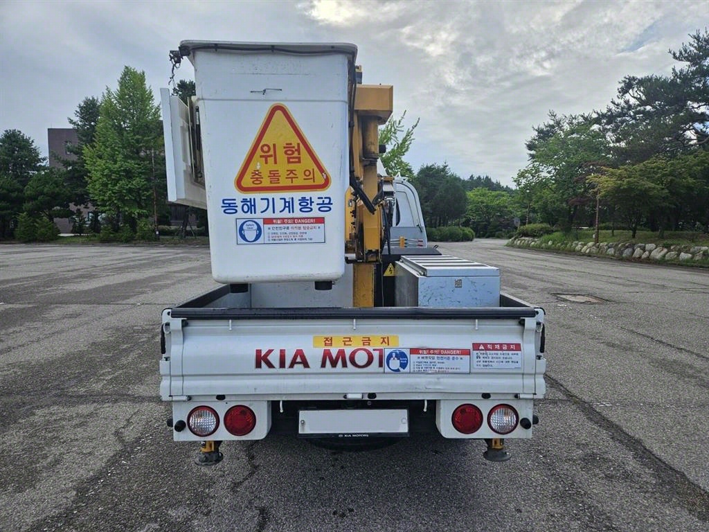 고소작업차 동해기계항공 봉고3 1톤