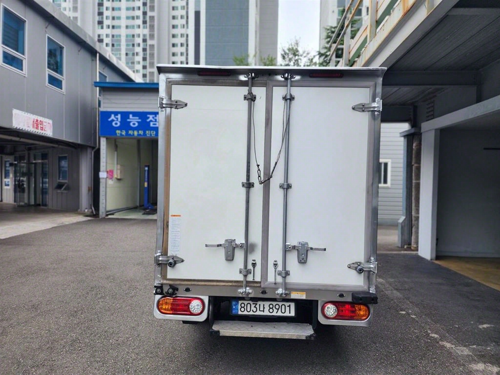 포터2 1톤 냉동탑