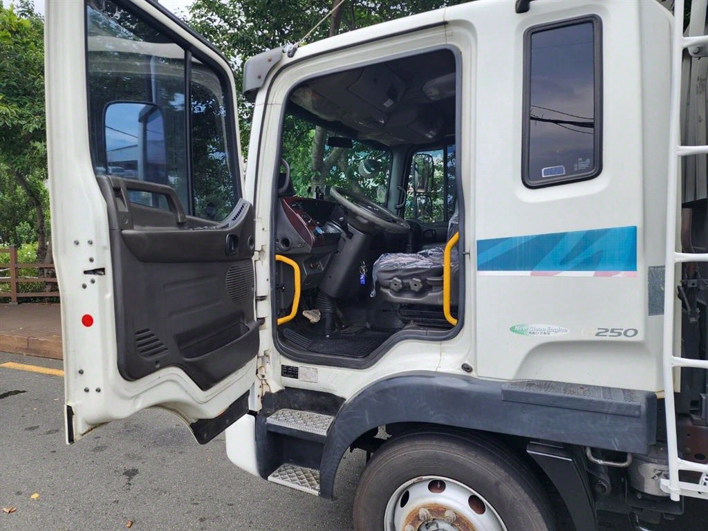 메가트럭 카고 5톤 수동