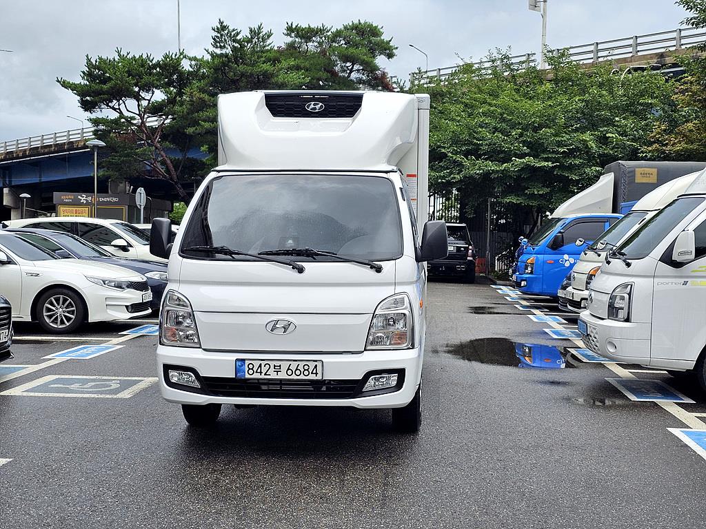 포터2 1톤 냉동탑