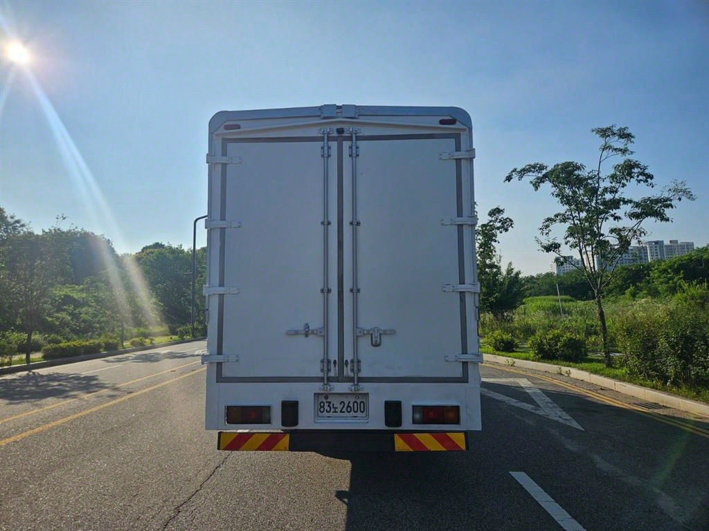 메가트럭 단바리 윙바디 4.5톤 수동