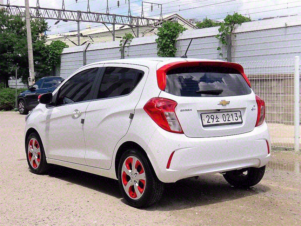 Chevrolet Spark Fashion 4