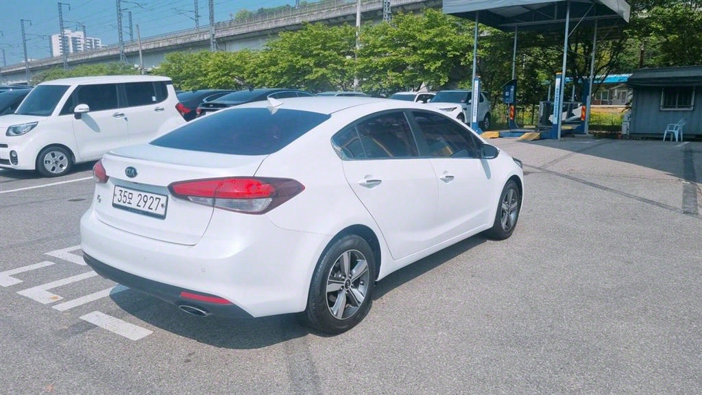 Kia K3 1.6 GDI Trendy Style 7