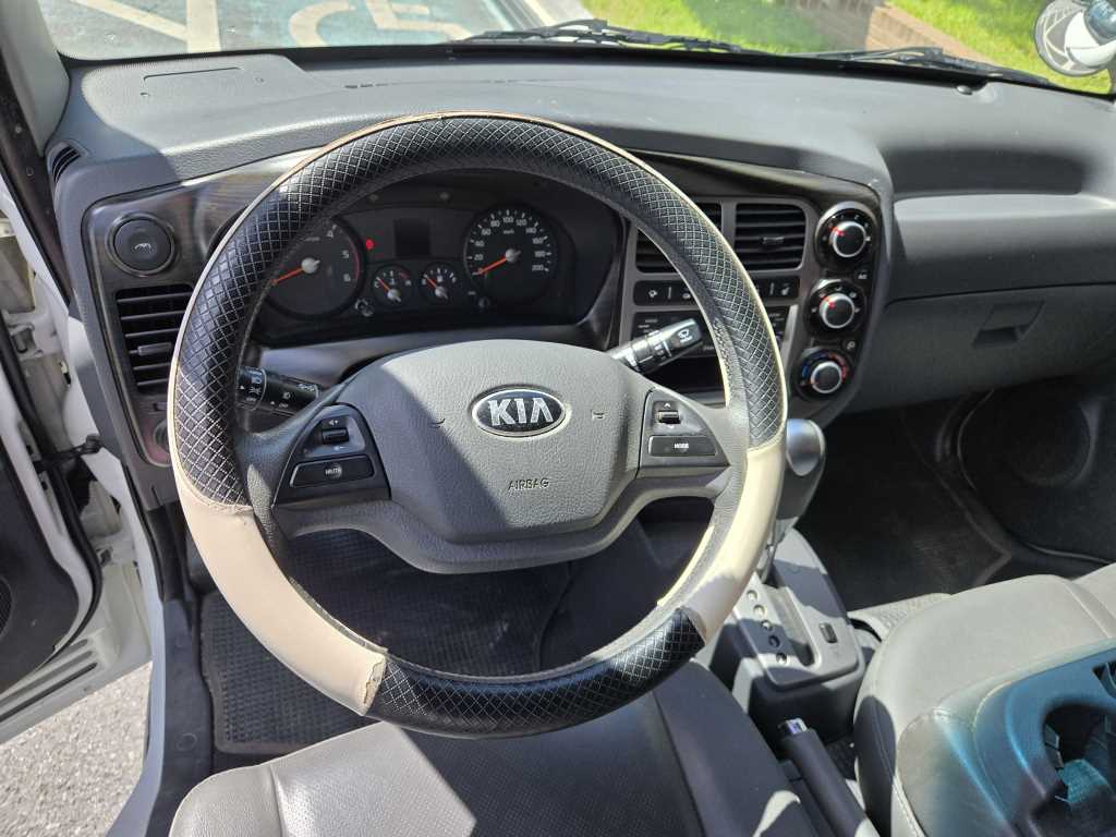 기아 봉고3 1톤 표준탑 6