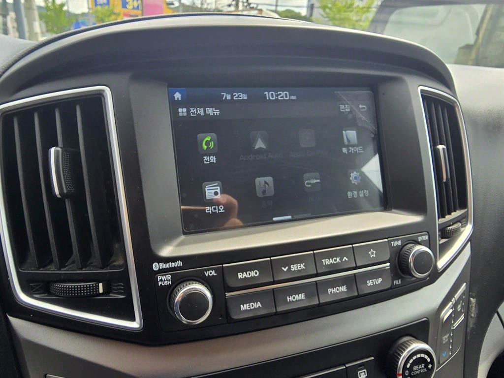 Hyundai Starex LPi 8