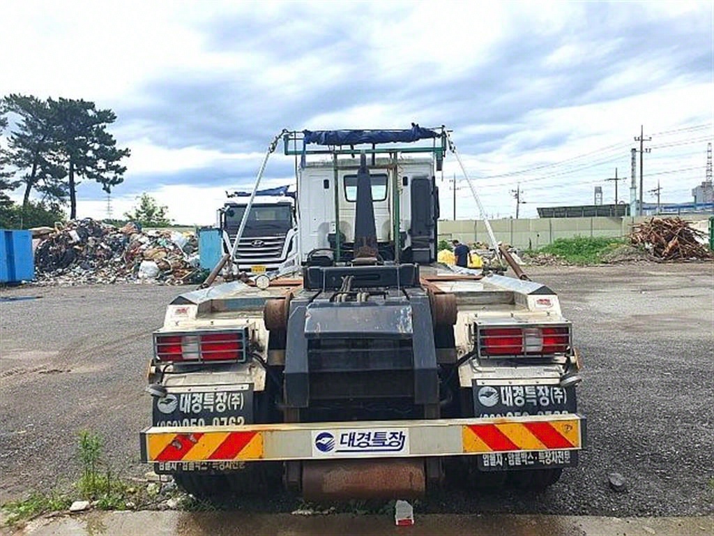 엑시언트 암롤 540 24톤 오토 리타더