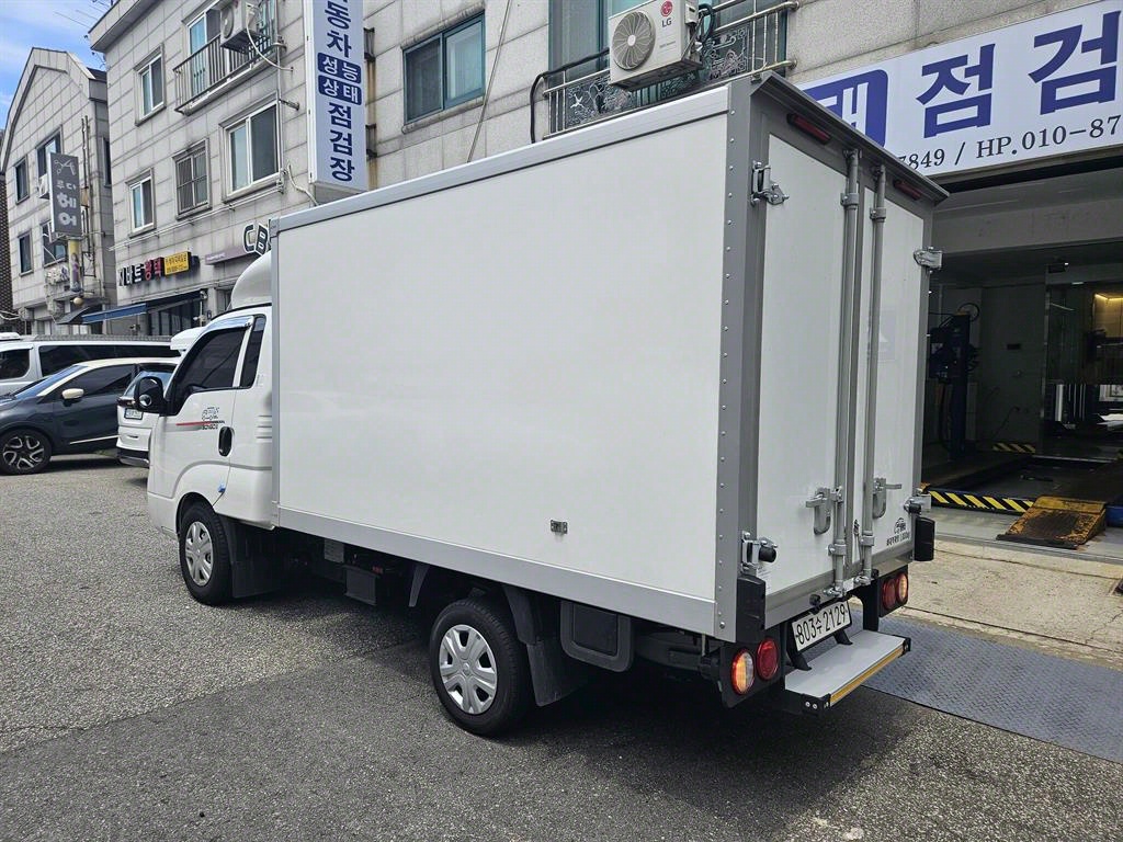 봉고3 1톤 냉동탑 LPG