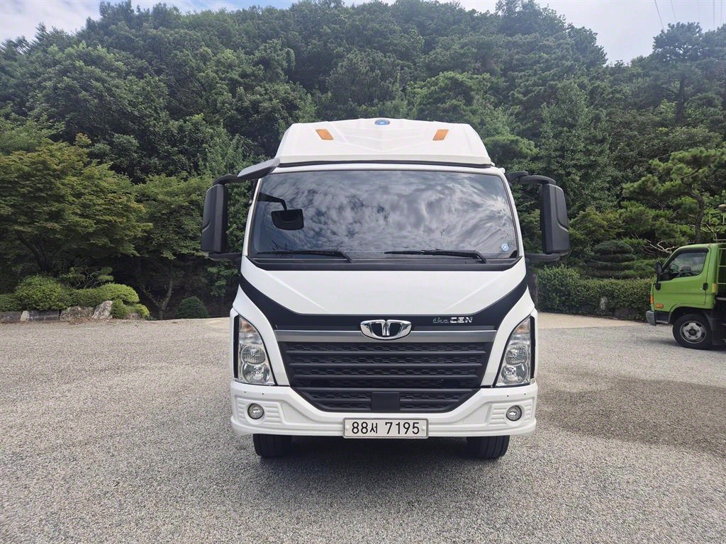 더쎈 3.5톤 카고
