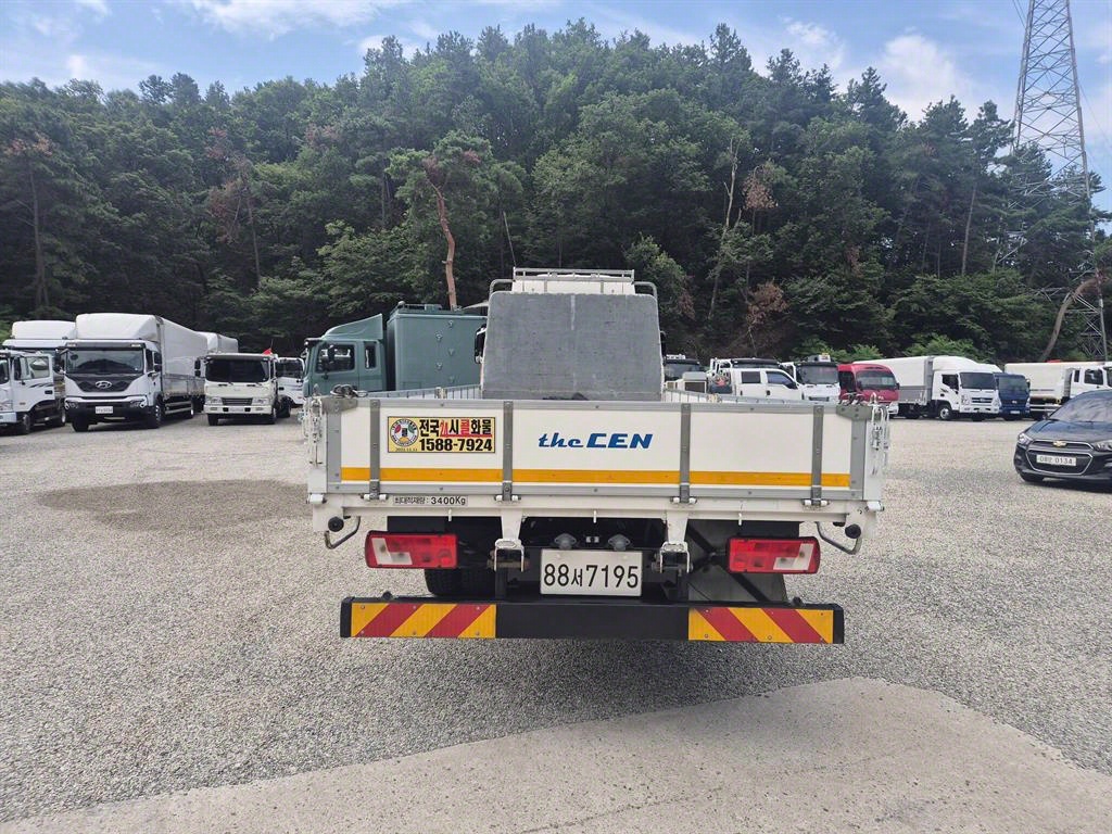 더쎈 3.5톤 카고