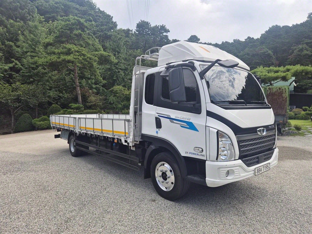 더쎈 3.5톤 카고