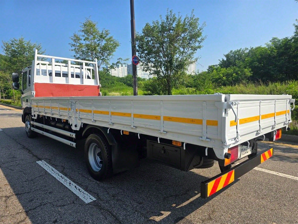 메가트럭 280 단바리 카고 5톤 수동