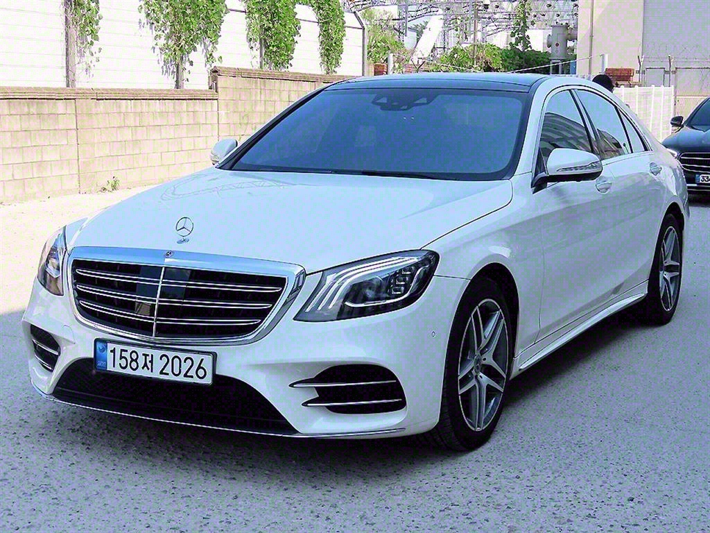 벤츠 S 클래스 S 350 d 4MATIC AMG Line 사진 2/20