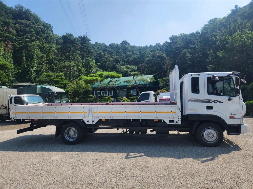 메가트럭 단바리 카고 5톤 수동