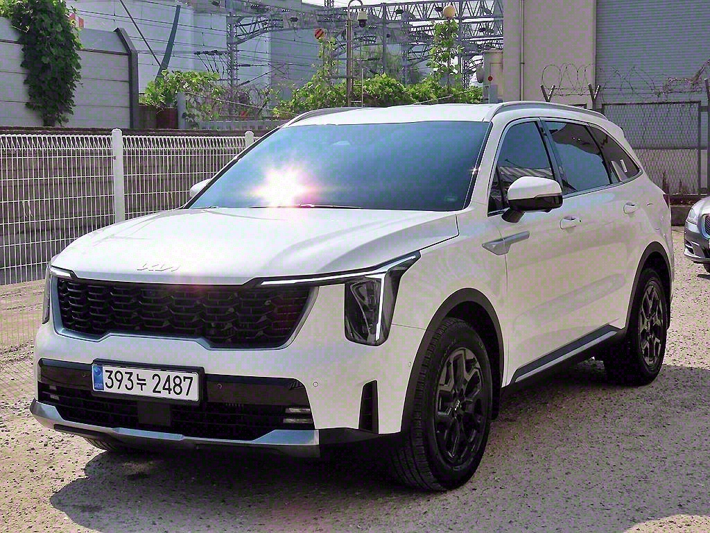기아 쏘렌토 1.6T 2WD 시그니처 사진 2/20