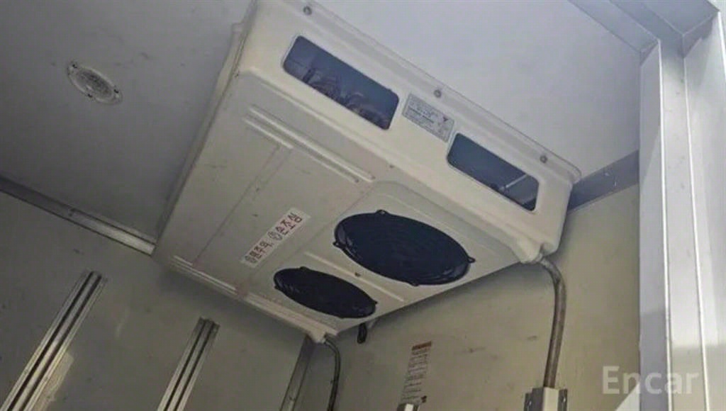 포터2 1톤 냉동탑