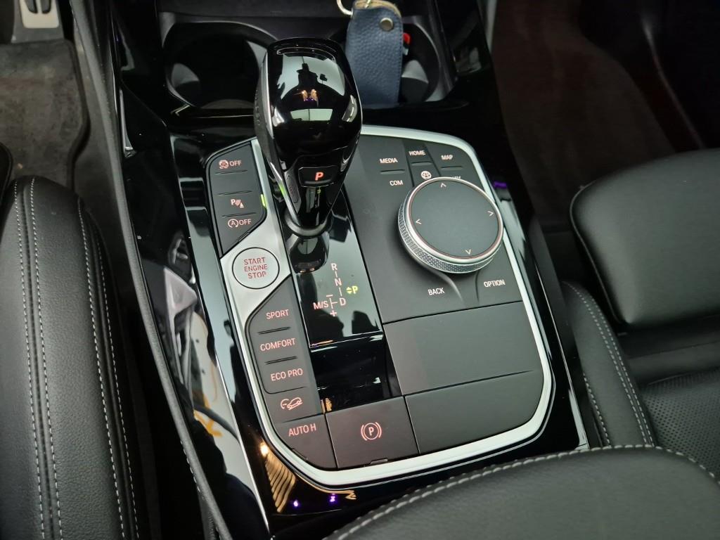 BMW X4 xDrive 20i M Sport Pro 9